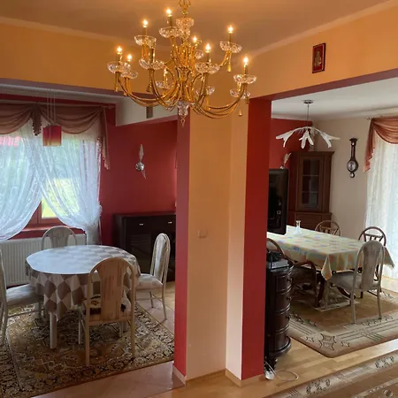 Dom Caloroczny W Debnie Podhalanskim Z Widokiem Na Tatry I Gorce Debno (Nowy Targ)